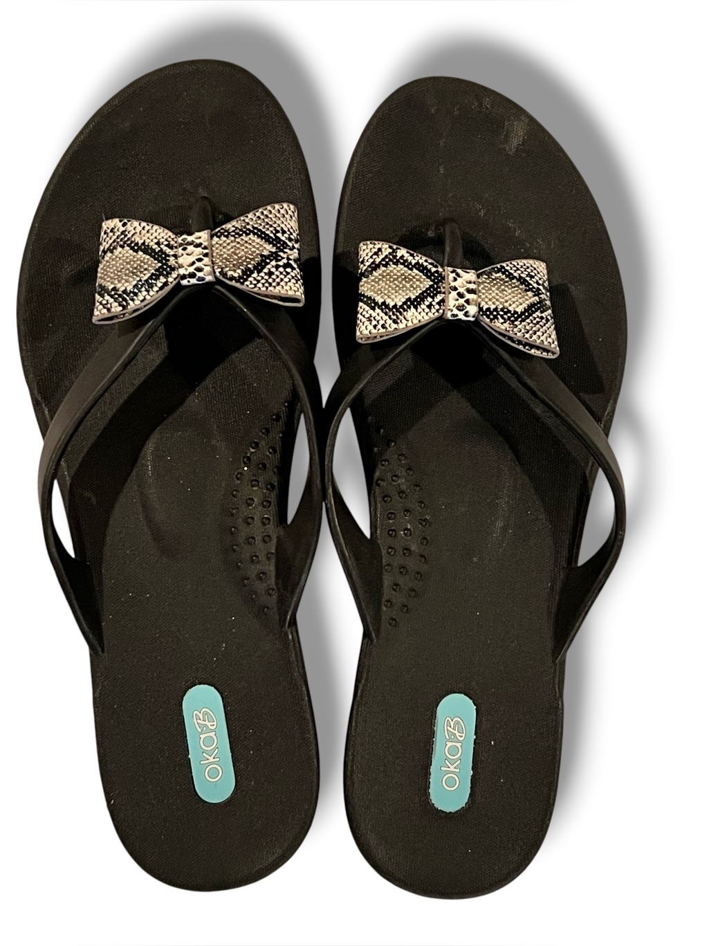 Coastal Beach Vacation Oka-B Comfort Black Animal Snakeskin Flip Flops Sz 9